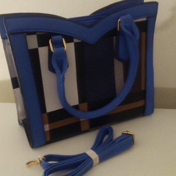 STYLISH - Picture 2 of 2